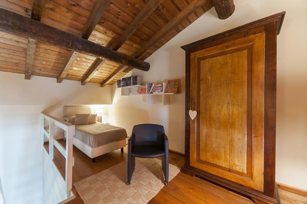 Nest On The Lake Marone Bagian luar foto